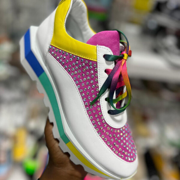 Lilly Sneaker