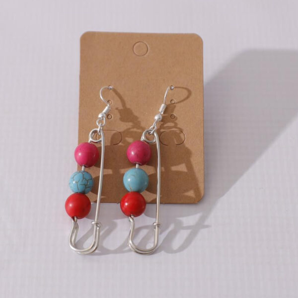 Safety pin beaded