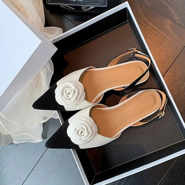 Sandra sandals