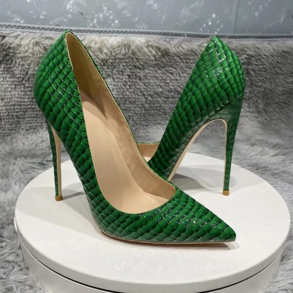Lizwi Heels