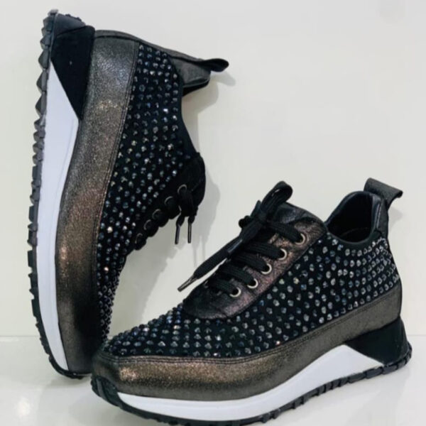 Thandi Sneakers